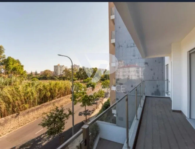 Apartamento T3 para Arrendamento em Carcavelos e Parede Foto 5