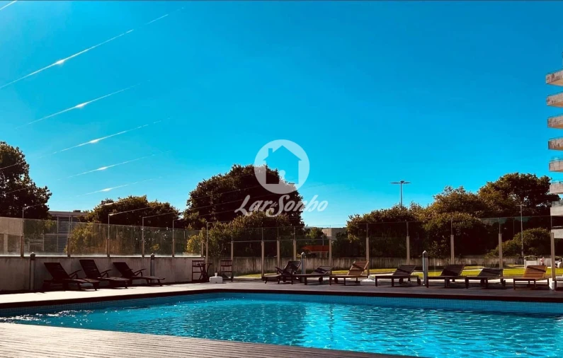 Apartamento T4 para Venda em Aldoar, Foz do Douro e Nevogilde
