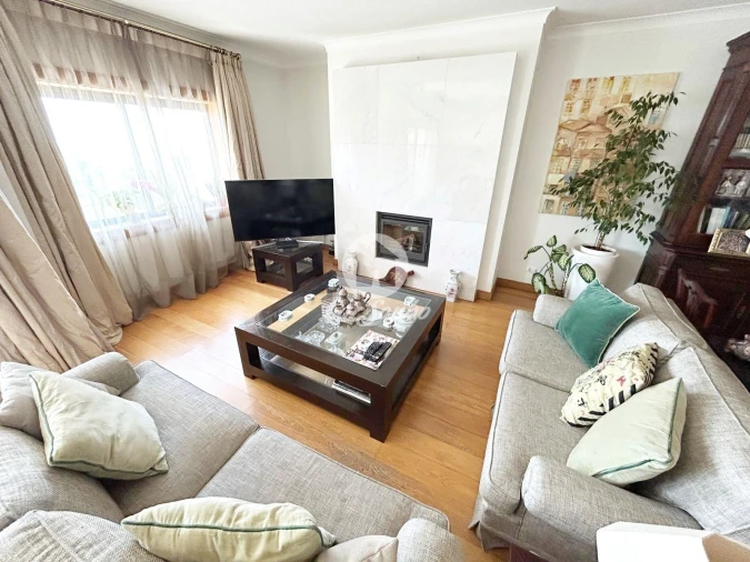 Apartamento T4 para Venda em Aldoar, Foz do Douro e Nevogilde Foto 3