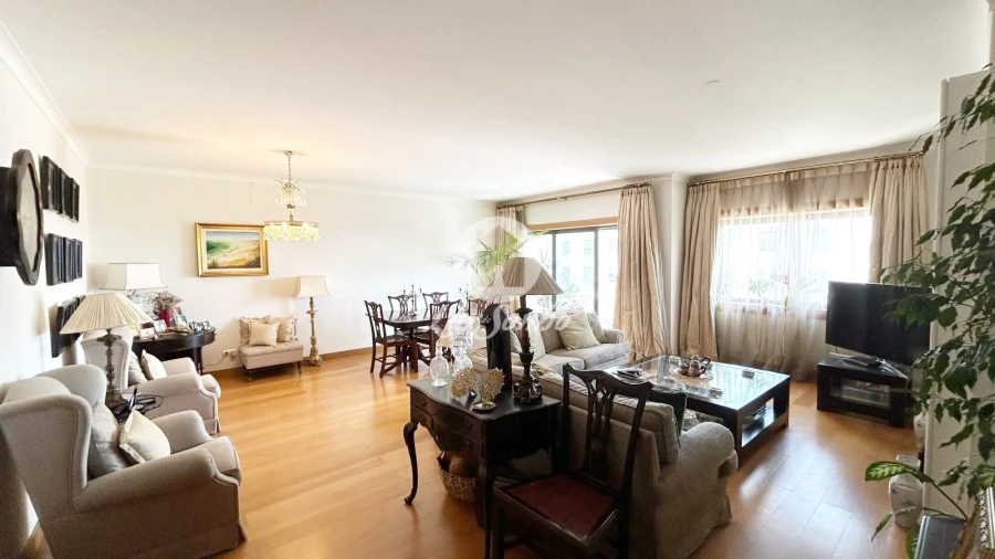 Apartamento T4 para Venda em Aldoar, Foz do Douro e Nevogilde Foto 10