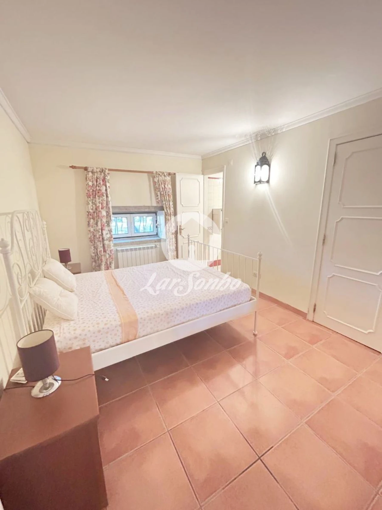 Quinta T6 para Venda em Arcozelo Foto 25