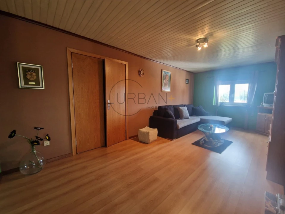 Moradia T5 para Venda em Arcozelos Foto 18