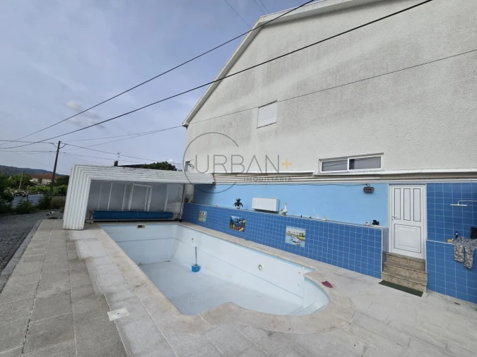 Moradia T5 para Venda em Arcozelos Foto 24