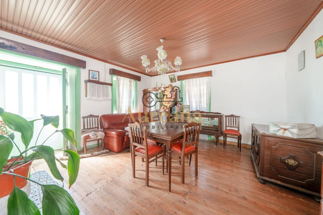 Moradia T2 para Venda em Atouguia Foto 4