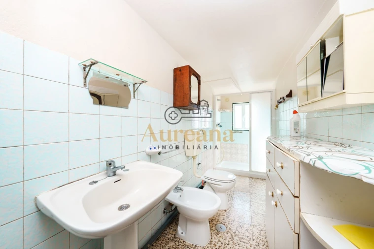 Moradia T2 para Venda em Atouguia Foto 6