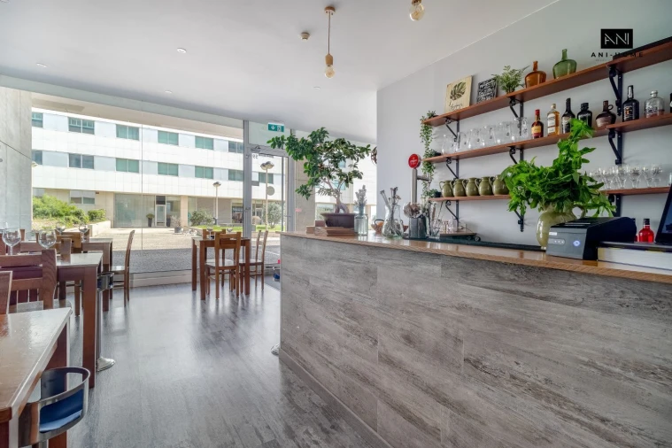 Loja para Trespasse em Matosinhos e Leça da Palmeira Foto 5