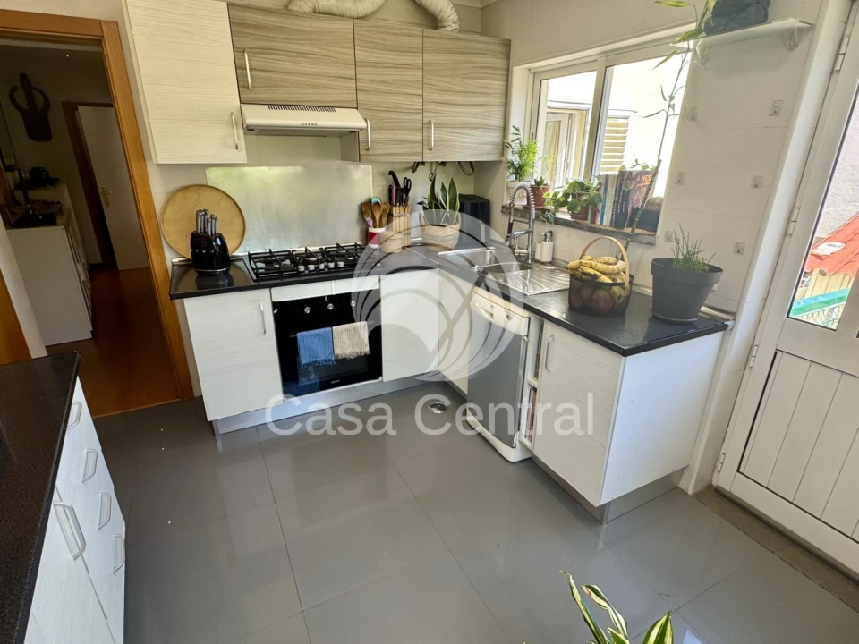 Moradia T4 para Venda em Cascais e Estoril Foto 9