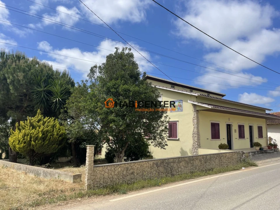 Moradia T4 para Venda em Aljubarrota Foto 3