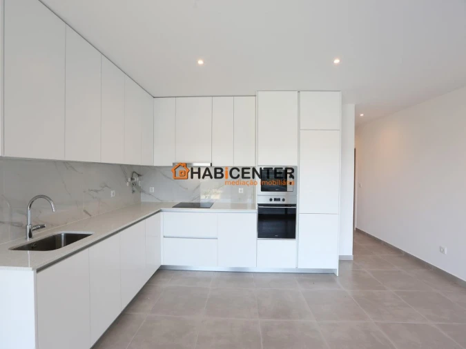 Apartamento T1 para Venda em Nazare Foto 8