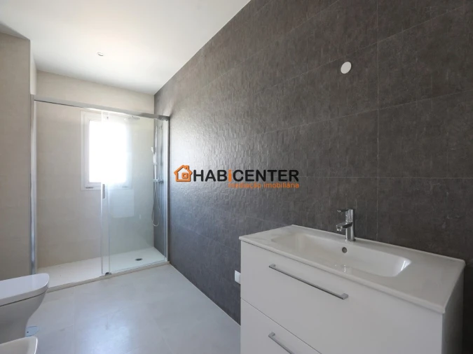 Apartamento T1 para Venda em Nazare Foto 12