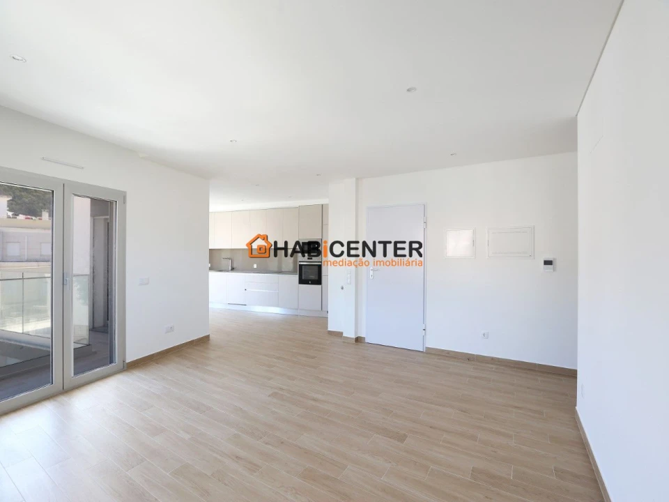 Apartamento T1 para Venda em Nazare Foto 4