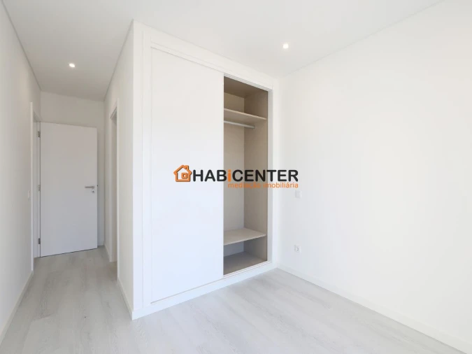 Apartamento T3 para Venda em Nazare Foto 17