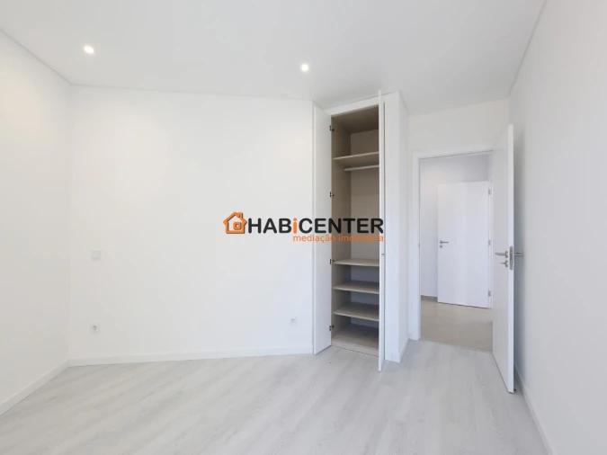 Apartamento T3 para Venda em Nazare Foto 21