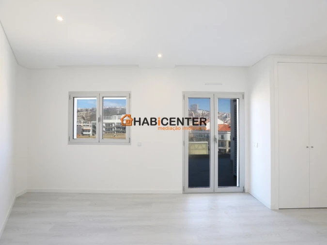 Apartamento T3 para Venda em Nazare Foto 11