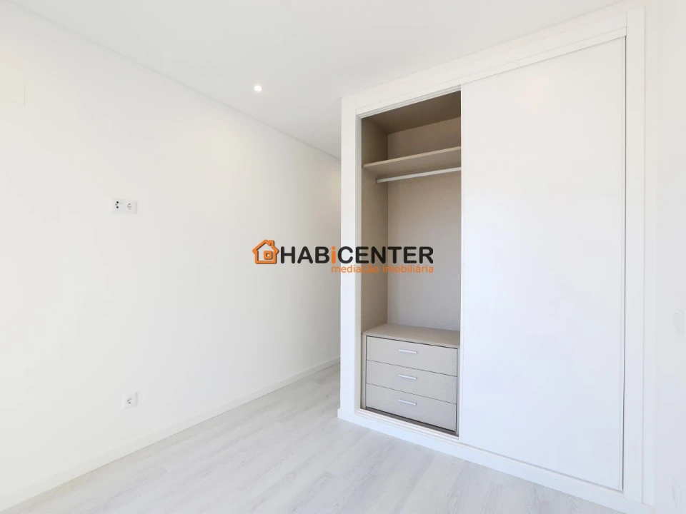 Apartamento T3 para Venda em Nazare Foto 22