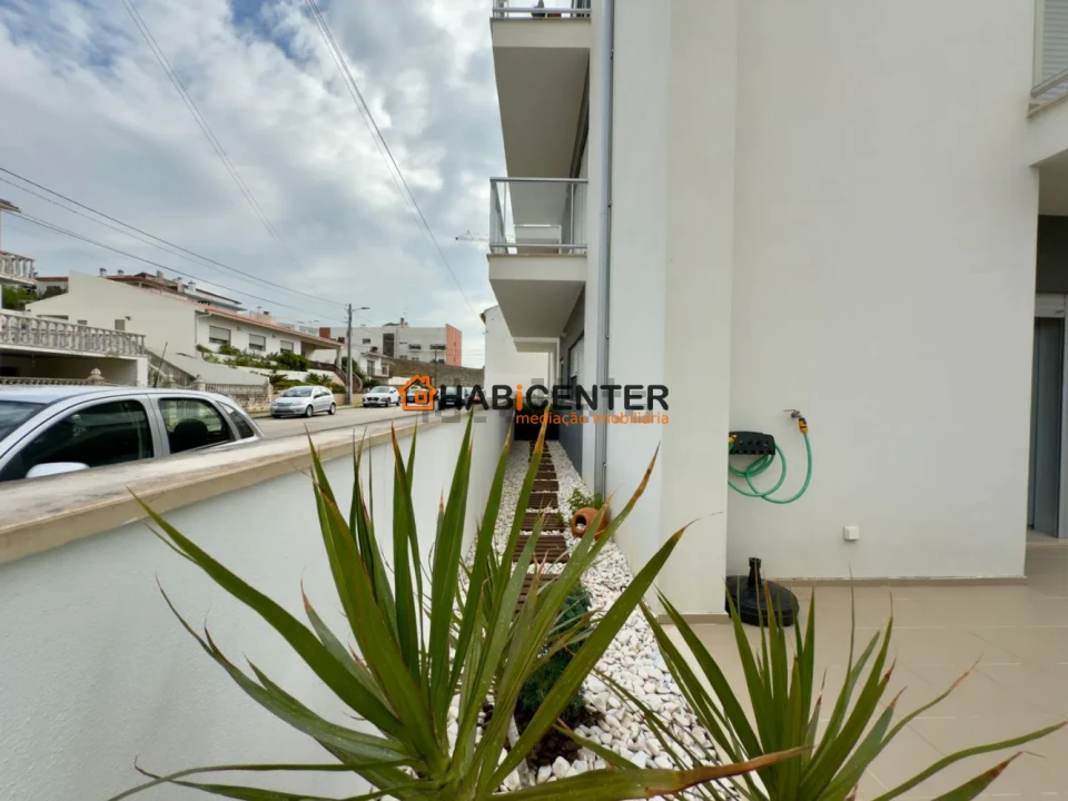 Apartamento T3 para Venda em Nazare Foto 3