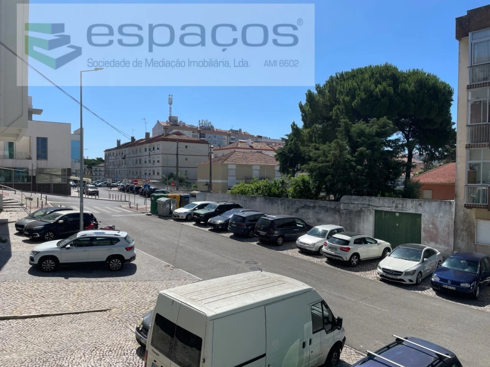 Armazém para Venda em Agualva e Mira-Sintra Foto 11