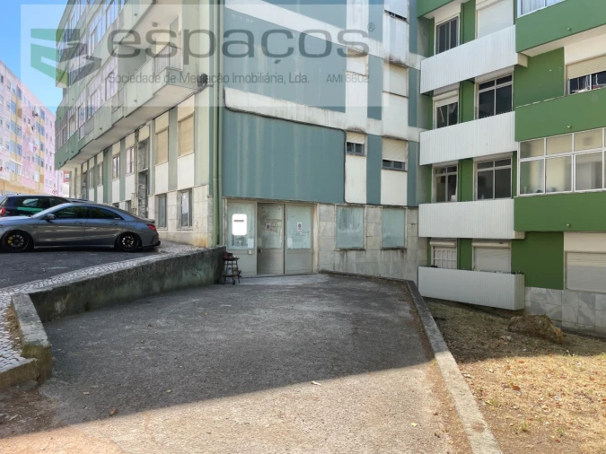 Loja para Venda em Agualva e Mira-Sintra