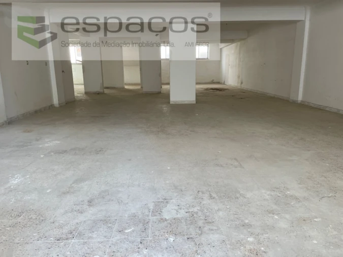 Loja para Venda em Agualva e Mira-Sintra Foto 3