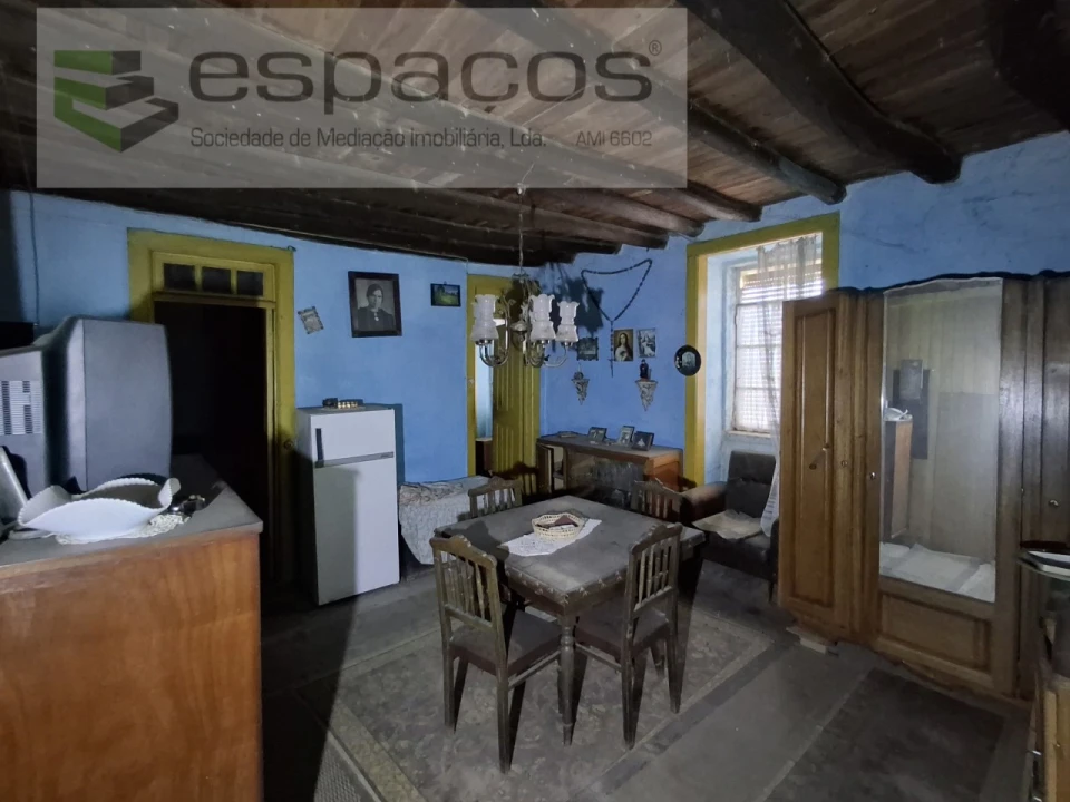 Moradia T2 para Venda em Lavacolhos Foto 5