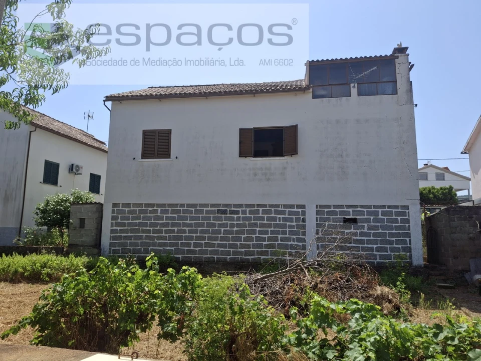 Moradia T3 para Venda em Lavacolhos Foto 24