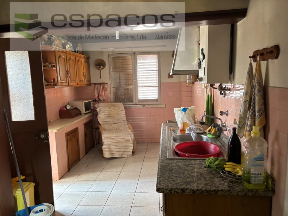 Moradia T3 para Venda em Lavacolhos Foto 6