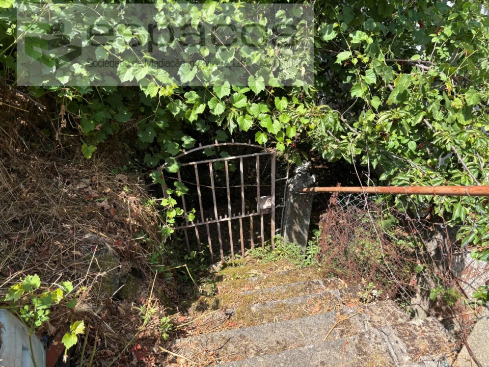 Moradia T3 para Venda em Lavacolhos Foto 27