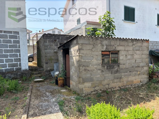 Moradia T3 para Venda em Lavacolhos Foto 22