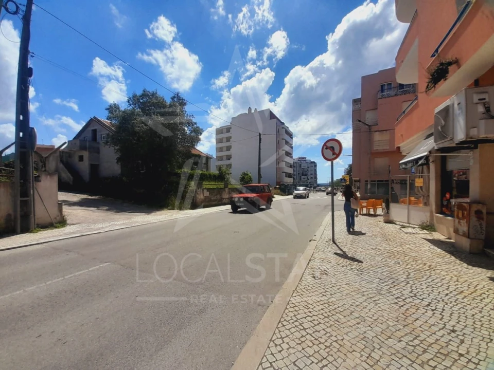 Loja para Venda em Caldas da Rainha - Santo Onofre e Serra do Bouro Foto 2