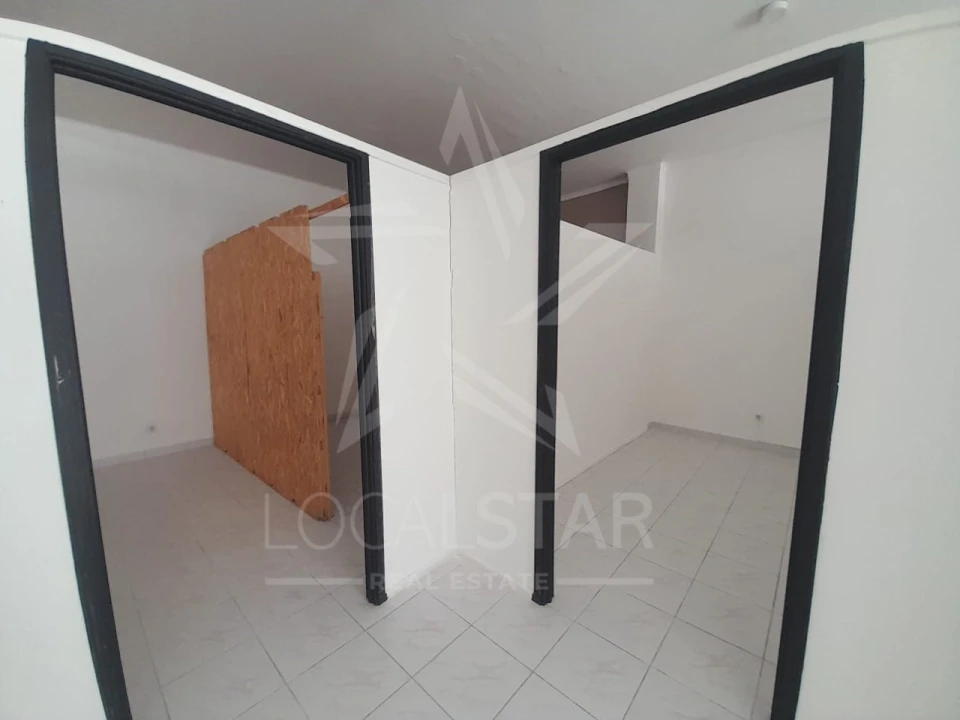 Loja para Venda em Caldas da Rainha - Santo Onofre e Serra do Bouro Foto 9