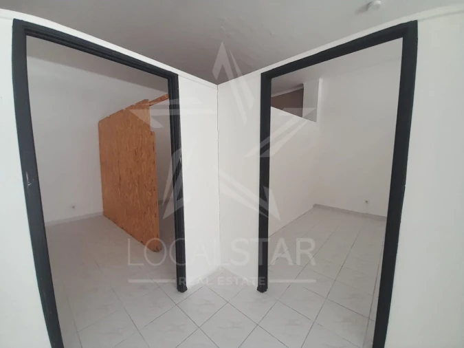 Loja para Venda em Caldas da Rainha - Santo Onofre e Serra do Bouro Foto 9