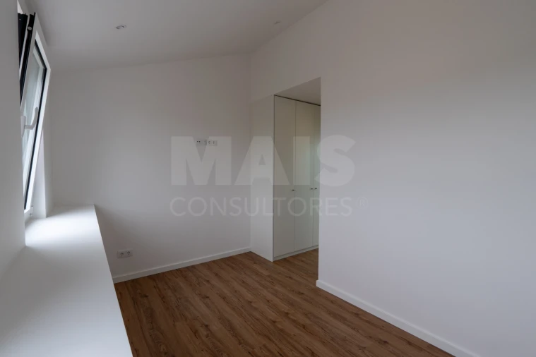 Moradia T3 para Venda em São Martinho do Porto Foto 9