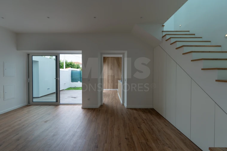 Moradia T3 para Venda em São Martinho do Porto Foto 4