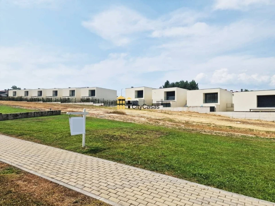 Terreno para Venda em Palmeira Foto 1