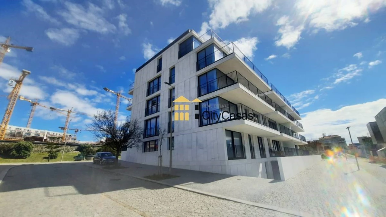 Apartamento T1 para Venda em Canidelo Foto 23