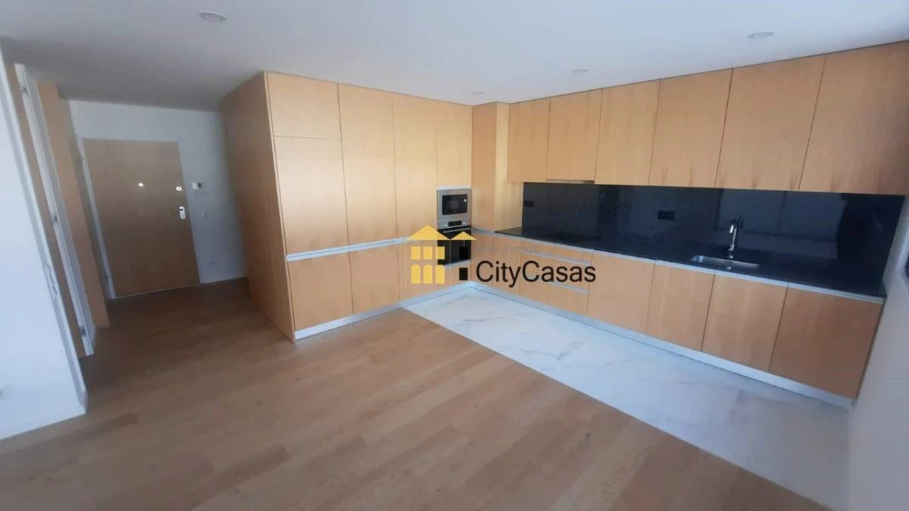 Apartamento T1 para Venda em Canidelo Foto 2