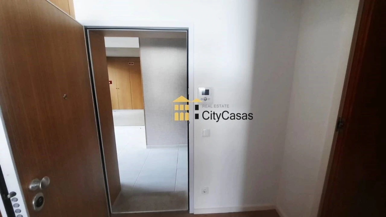 Apartamento T1 para Venda em Canidelo Foto 18