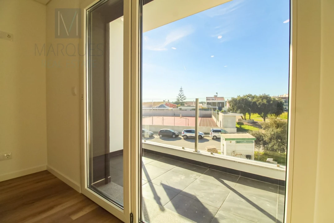 Moradia T4 para Venda em Charneca de Caparica e Sobreda Foto 26