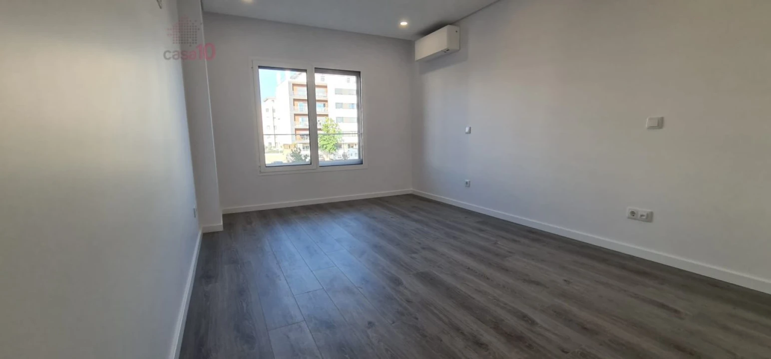 Apartamento T5 para Venda em Montijo e Afonsoeiro Foto 23