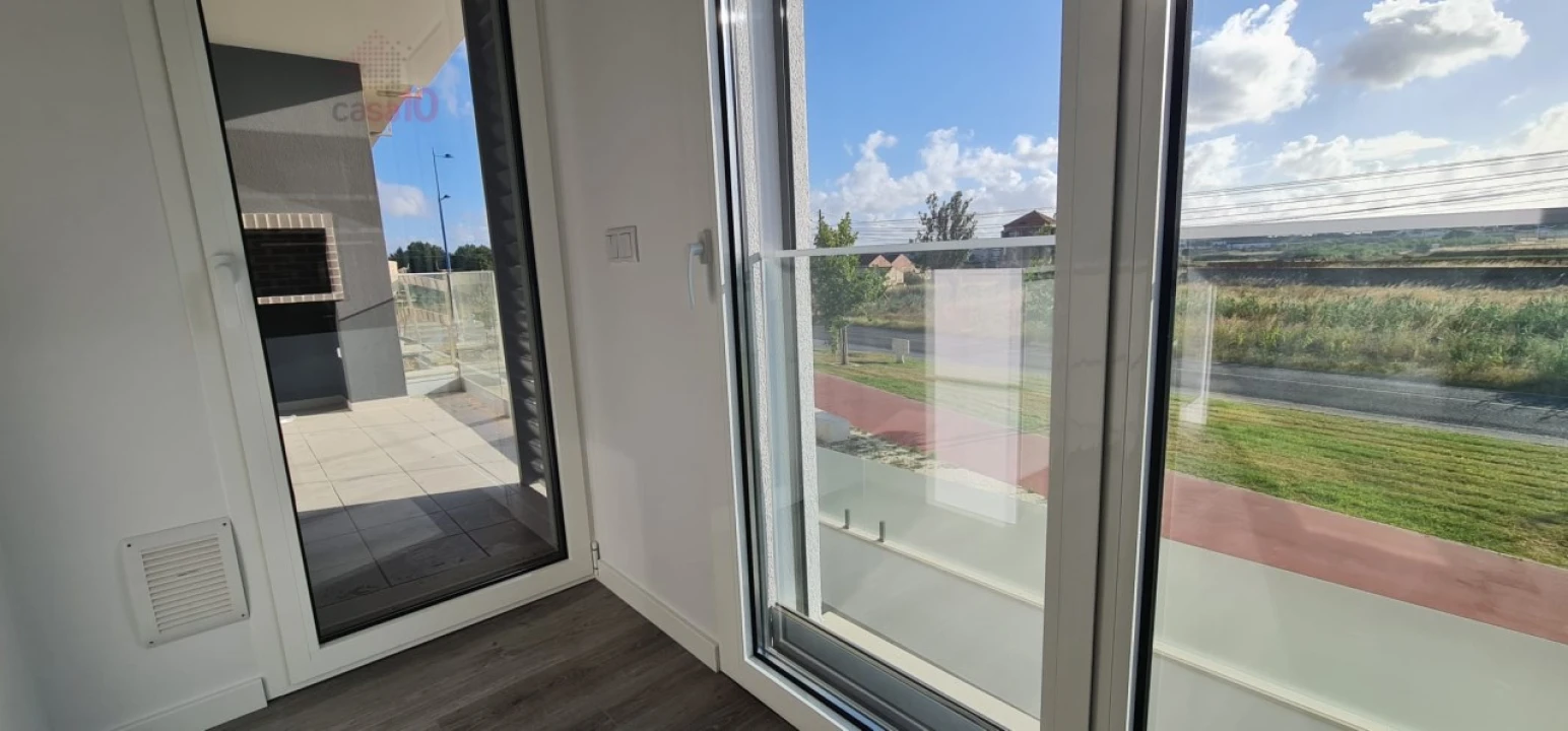 Apartamento T5 para Venda em Montijo e Afonsoeiro Foto 14