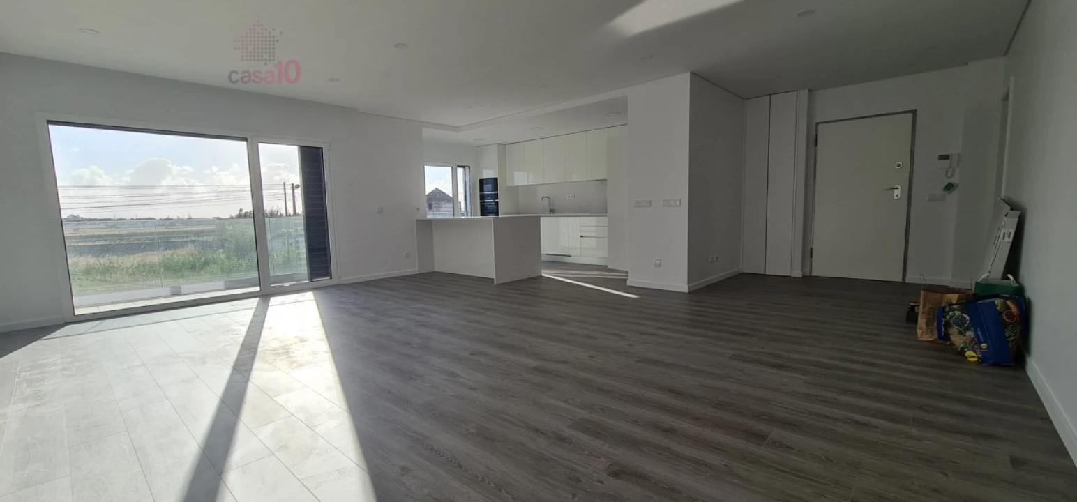 Apartamento T5 para Venda em Montijo e Afonsoeiro Foto 2