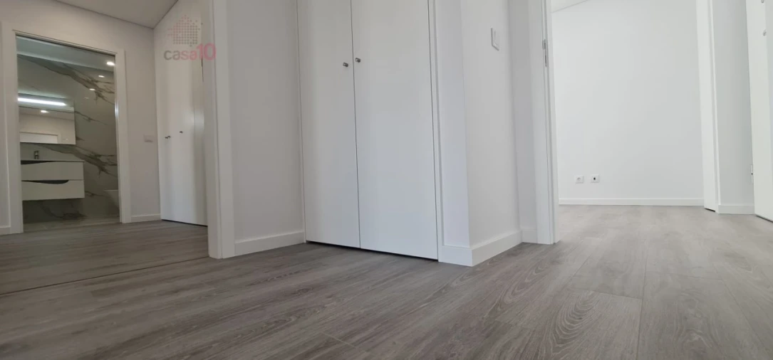 Apartamento T5 para Venda em Montijo e Afonsoeiro Foto 10