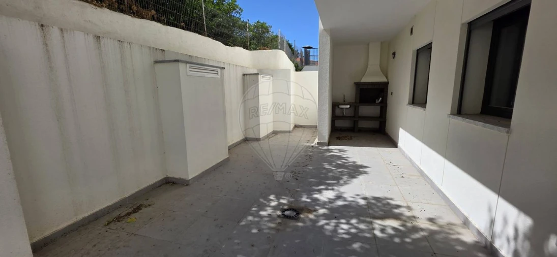 Apartamento T3 para Venda em Castanheira do Ribatejo e Cachoeiras Foto 14