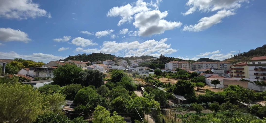 Apartamento T3 para Venda em Castanheira do Ribatejo e Cachoeiras Foto 13