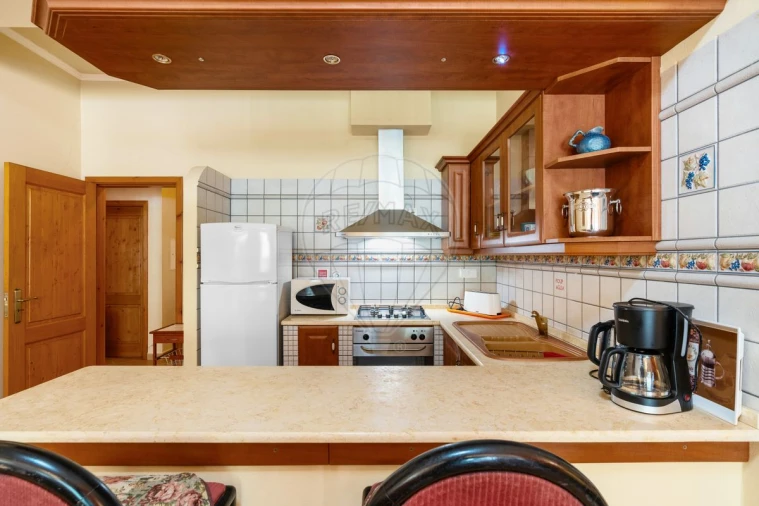 Moradia T7 para Venda em São Teotónio Foto 33