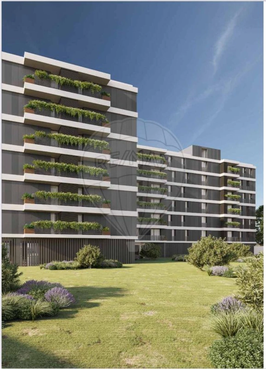 Apartamento T2 para Venda em Paranhos Foto 3