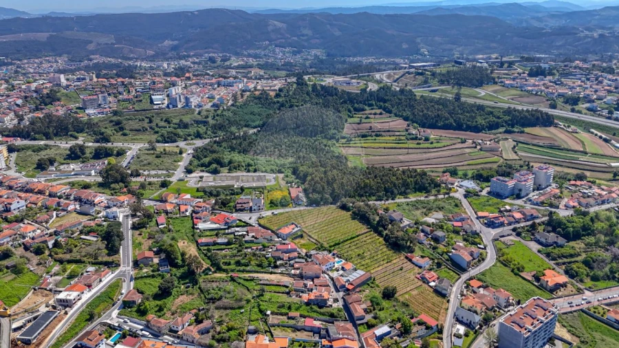 Prédio para Venda em Gondomar (São Cosme), Valbom e Jovim Foto 4