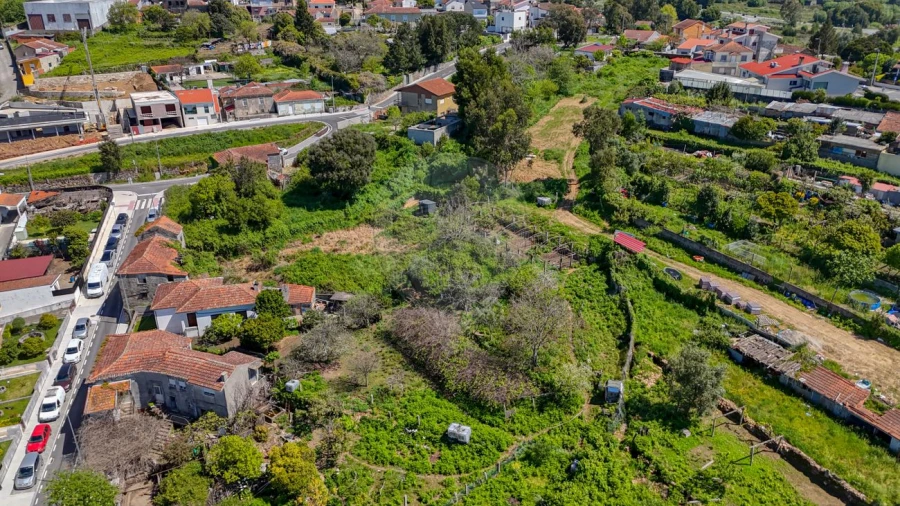 Prédio para Venda em Gondomar (São Cosme), Valbom e Jovim Foto 11