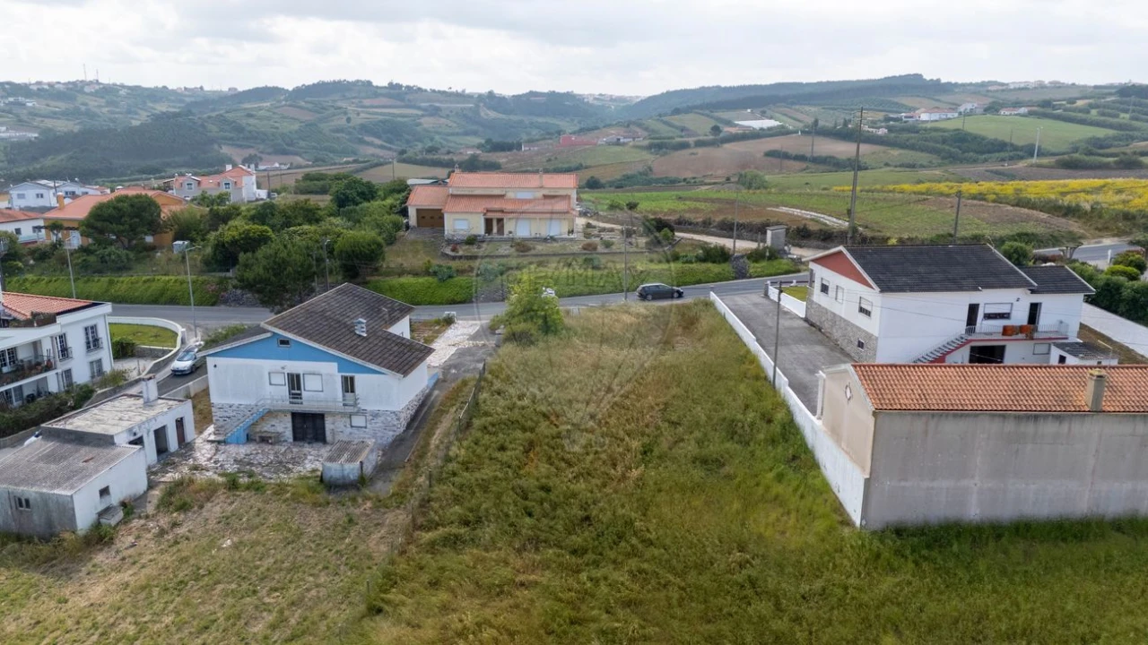 Terreno para Venda em Lourinhã e Atalaia Foto 6