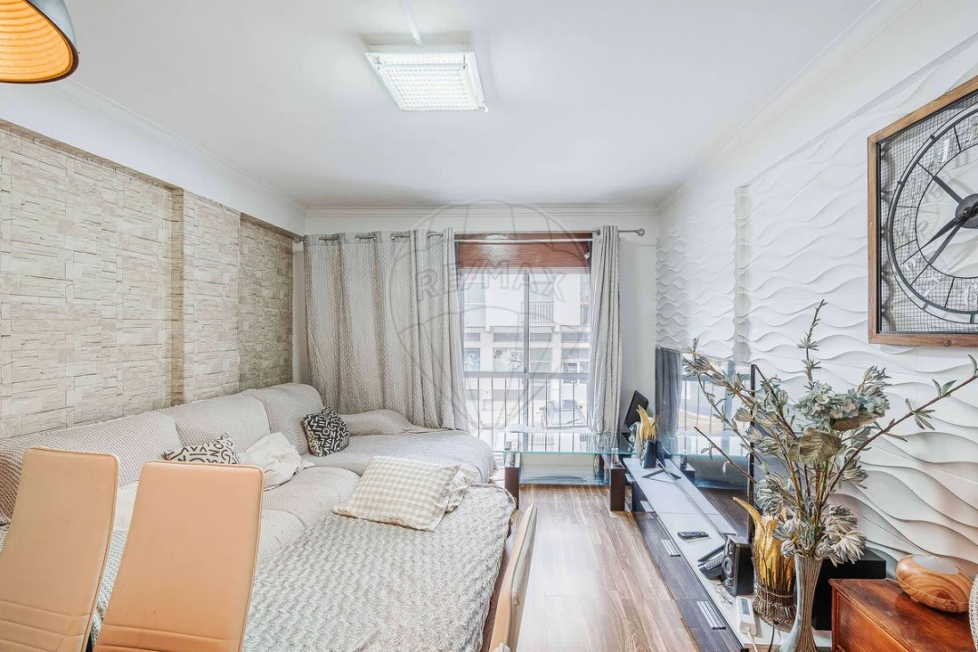 Apartamento T3 para Venda em Rio de Mouro Foto 18